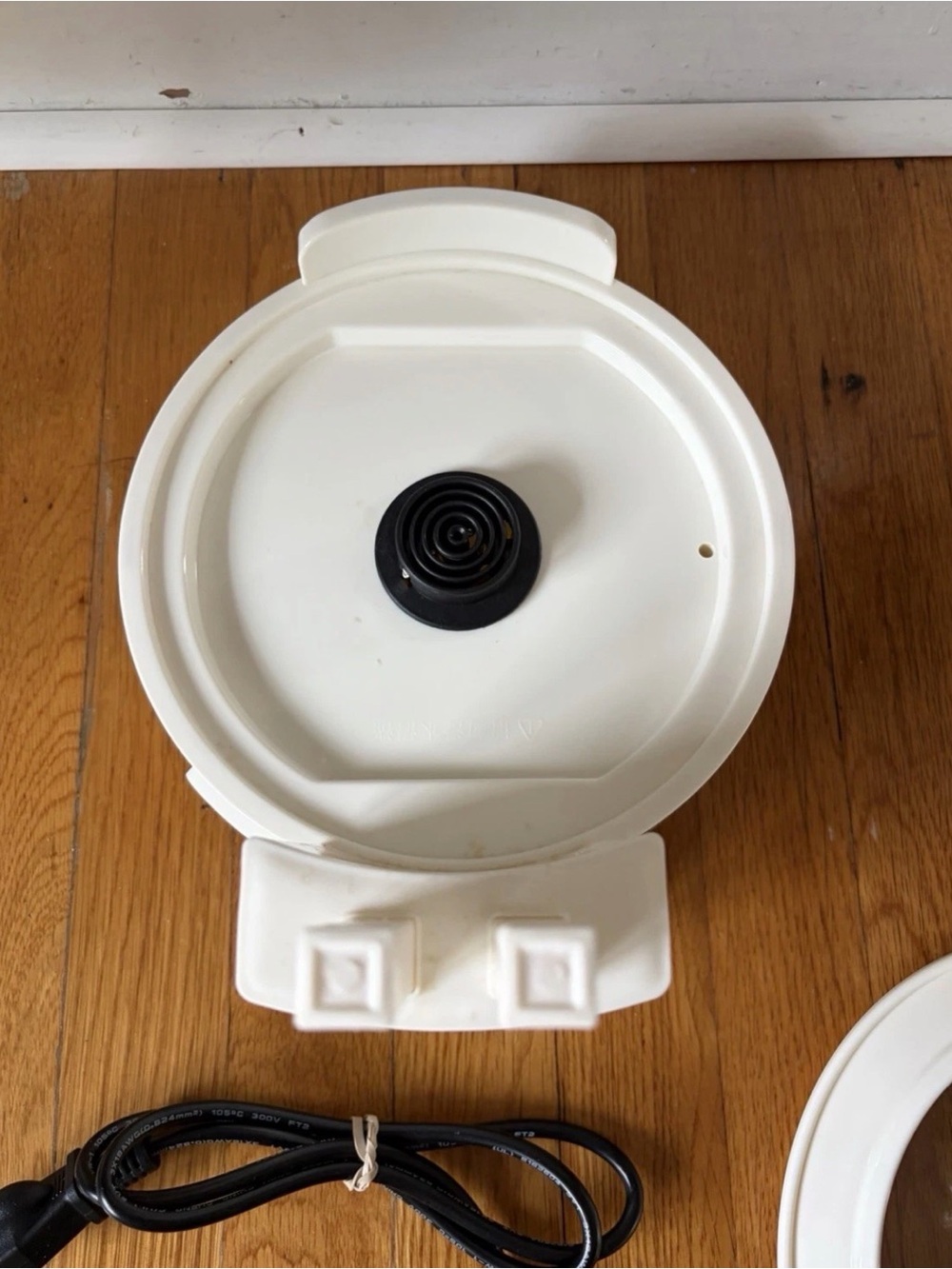 Low Carb Rice Cooker 3L Multifunction Low Sugar Rice Cooker (AS IS) - Picture 11 of 12